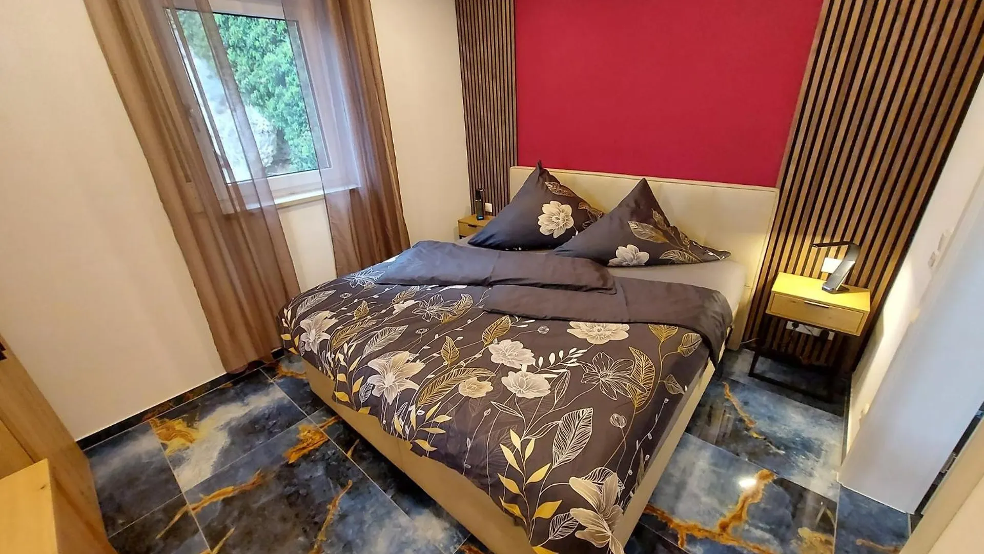 Ferienwohnung Und Zimmer Zum Donaublick Kelheim Πανσιόν