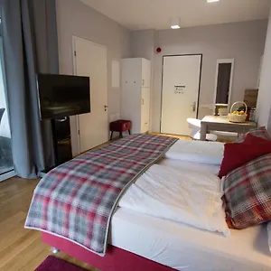Premium Messe 3*, München Deutschland